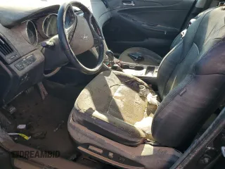 2014 Hyundai Sonata SE with VIN 5NPEC4AC6EH813768, listed as a Copart auction lot 79614884 with Not Provided miles and Salvage Title. Bid and sale history available at DreamBid. Image 7.