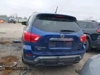 2017 Nissan Pathfinder S with VIN 5N1DR2MN2HC601120, listed as a IAAI auction lot 41916133 with 99,995 mi miles and . Bid and sale history available at DreamBid. Image 17.