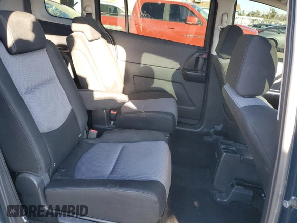 2006 Mazda 5 Sport with VIN JM1CR293460110134, listed as a Copart auction lot 45210405 with 134,529 mi miles and Clean Title. Bid and sale history available at DreamBid. Image 11.