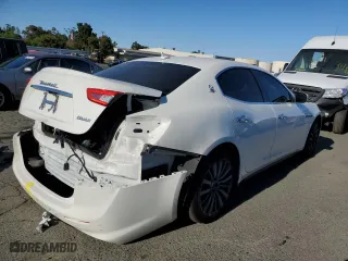 2018 Maserati Ghibli with VIN ZAM57XSA2J1304907, listed as a Copart auction lot 62223863 with 55,290 mi miles. Bid and sale history available at carsss.com. Image 3.