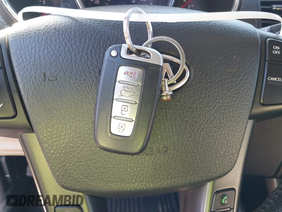 2011 Kia Sorento EX with VIN 5XYKUDA25BG093924, listed as a IAAI auction lot 41648802 with 221,355 mi miles. Bid and sale history available at carsss.com. Image 11.