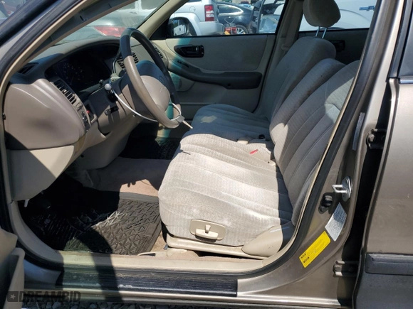 1999 Toyota Avalon XL with VIN 4T1BF18B2XU299587, listed as a Copart auction lot 43240545 with NaN miles and Salvage Title. Bid and sale history available at carsss.com. Image 7.