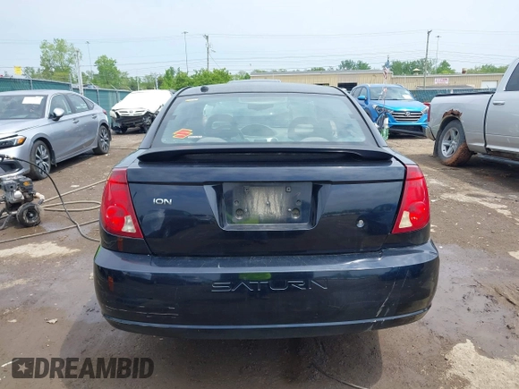 2006 Saturn ION z VIN 1G8AM15F36Z112883, wystawiony jako IAAI lot #42219902 z przebiegiem 221 769 mil mil oraz . Historia ofert i sprzedaży dostępna na DreamBid. Obrazek 17.