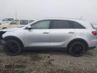 2020 Kia Sorento EX V6 with VIN 5XYPHDA50LG645531, listed as a IAAI auction lot 40678673 with 84,427 mi miles. Bid and sale history available at carsss.com. Image 15.