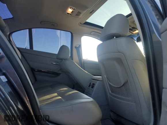 2008 BMW 3 Series 335i with VIN WBAVB73528KY65565, listed as a Copart auction lot 43210935 with 99,282 mi miles and Salvage title. Bid and sale history available at DreamBid. Image 10.