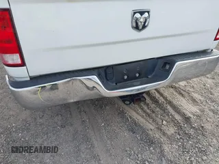 2018 Ram 1500 Tradesman с VIN 1C6RR6FGXJS341424, выставлен на аукционе IAAI как лот 41609821 с пробегом 86 894 миль миль и . История ставок и продаж доступна на DreamBid. Изображение 19.