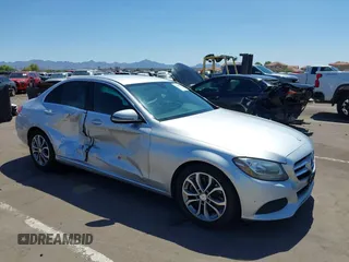 2016 Mercedes-Benz C 300 z VIN 55SWF4JB6GU169577, wystawiony jako IAAI lot #42460225 z przebiegiem 118 167 mil mil oraz . Historia ofert i sprzedaży dostępna na DreamBid. Obrazek 1.