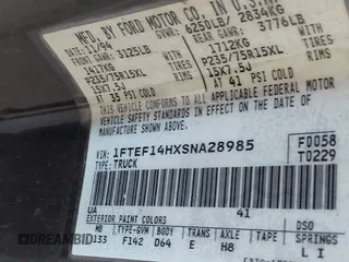 1995 Ford F-150 z VIN 1FTEF14HXSNA28985, wystawiony jako IAAI lot #42630297 z przebiegiem Nie podano mil oraz . Historia ofert i sprzedaży dostępna na DreamBid. Obrazek 9.