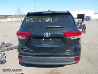 2019 Toyota Highlander SE with VIN 5TDJZRFH0KS711578, listed as a IAAI auction lot 41877044 with 77,193 mi miles. Bid and sale history available at carsss.com. Image 16.
