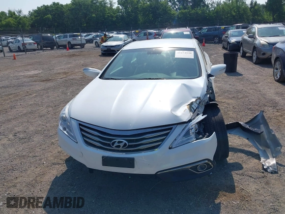 2015 Hyundai Azera z VIN KMHFG4JG3FA447672, wystawiony jako IAAI lot #42474930 z przebiegiem 125 425 mil mil oraz . Historia ofert i sprzedaży dostępna na DreamBid. Obrazek 12.
