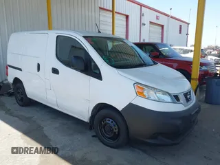2018 Nissan NV200 S z VIN 3N6CM0KNXJK693371, wystawiony jako IAAI lot #42301013 z przebiegiem 191 433 mil mil oraz . Historia ofert i sprzedaży dostępna na DreamBid. Obrazek 1.