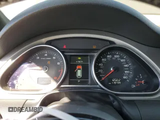 2015 Audi Q7 S line Prestige z VIN WA1DGAFE3FD029266, wystawiony jako Copart lot #46362965 z przebiegiem 119 739 mil mil oraz Szkoda całkowita • Salvage title. Historia ofert i sprzedaży dostępna na DreamBid. Obrazek 9.