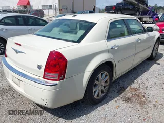 2010 Chrysler 300 C Hemi with VIN 2C3CA6CT6AH114461, listed as a IAAI auction lot 41779993 with 126,898 mi miles and . Bid and sale history available at carsss.com. Image 4.