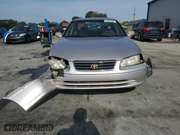 2000 Toyota Camry CE with VIN 4T1BG22K5YU733157, listed as a Copart auction lot 53935955 with 156,640 mi miles and Salvage Title. Bid and sale history available at DreamBid. Image 5.