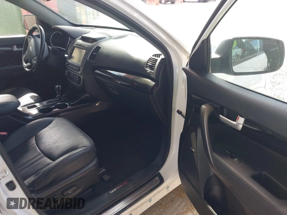 2015 Kia Sorento SX with VIN 5XYKWDA78FG615957, listed as a IAAI auction lot 41931368 with 116,662 mi miles. Bid and sale history available at carsss.com. Image 5.