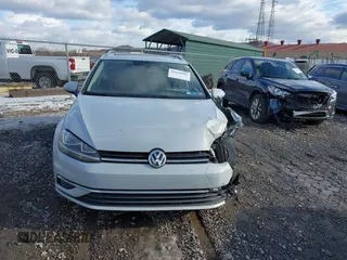 2018 Volkswagen Golf SportWagen SEL with VIN 3VWL17AU5JM765866, listed as a IAAI auction lot 41428966 with 115,378 mi miles. Bid and sale history available at carsss.com. Image 12.