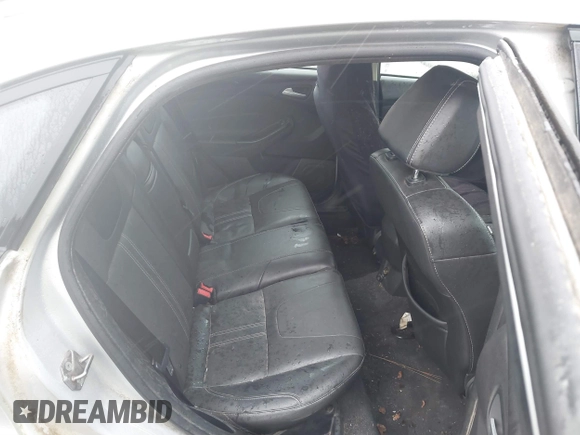 2013 Ford Focus SE with VIN 1FADP3F22DL354250, listed as a IAAI auction lot 41727693 with 171,011 mi miles. Bid and sale history available at carsss.com. Image 8.