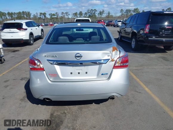 2013 Nissan Altima SV with VIN 1N4AL3AP7DC112135, listed as a IAAI auction lot 41720386 with 171,721 mi miles and . Bid and sale history available at carsss.com. Image 17.