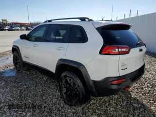 2018 Jeep Cherokee Trailhawk with VIN 1C4PJMBX0JD619737, listed as a Copart auction lot 46181354 with 117,381 mi miles and Clean Title. Bid and sale history available at carsss.com. Image 2.