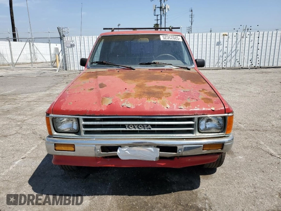 1987 Toyota Pickup с VIN JT4RN70D2H0048566, выставлен на аукционе Copart как лот 52362085 с пробегом 252 452 миль миль и Чистый • Clean title. История ставок и продаж доступна на DreamBid. Изображение 5.