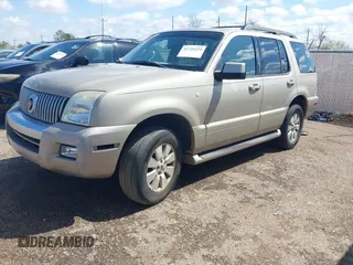 2006 Mercury Mountaineer with VIN 4M2EU37E26UJ24859, listed as a IAAI auction lot 41724224 with 284,499 mi miles. Bid and sale history available at carsss.com. Image 2.