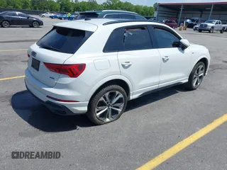 2021 Audi Q3 S line Premium Plus z VIN WA1EECF33M1024605, wystawiony jako IAAI lot #42062366 z przebiegiem 94 641 mil mil oraz . Historia ofert i sprzedaży dostępna na DreamBid. Obrazek 4.