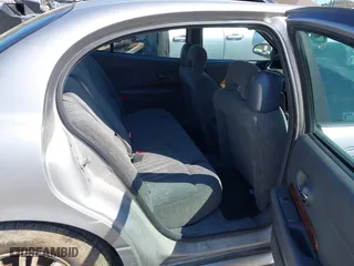 2005 Buick LeSabre Custom with VIN 1G4HP52K75U114518, listed as a IAAI auction lot 42101744 with 197,717 mi miles. Bid and sale history available at carsss.com. Image 8.