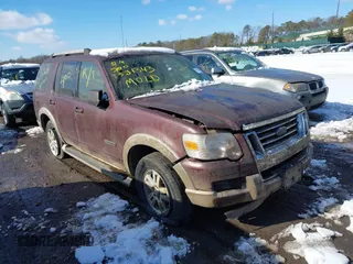 2006 Ford Explorer Eddie Bauer z VIN 1FMEU74E06UA70037, wystawiony jako IAAI lot #41529770 z przebiegiem Nie podano mil oraz . Historia ofert i sprzedaży dostępna na DreamBid. Obrazek 1.