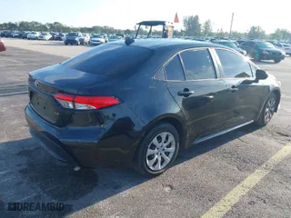 2022 Toyota Corolla LE with VIN JTDEPMAE1NJ206769, listed as a IAAI auction lot 41875080 with 37,576 mi miles. Bid and sale history available at carsss.com. Image 4.
