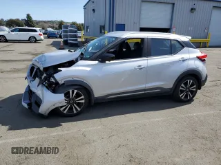 2018 Nissan Kicks S with VIN 3N1CP5CU8JL515923, listed as a Copart auction lot 49891795 with 57,334 mi miles and Salvage Title. Bid and sale history available at carsss.com. Image 1.