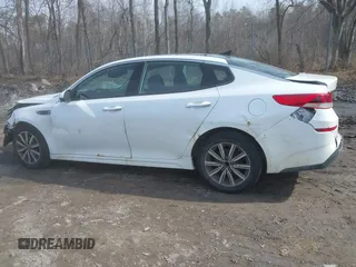 2019 Kia Optima LX with VIN 5XXGT4L38KG300213, listed as a IAAI auction lot 41775052 with 141,402 mi miles. Bid and sale history available at carsss.com. Image 14.