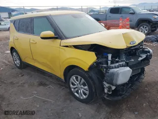 2020 Kia Soul LX with VIN KNDJ23AUXL7076743, listed as a IAAI auction lot 41073976 with 28,531 mi miles. Bid and sale history available at carsss.com. Image 1.