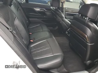 2020 BMW 7 Series 740i with VIN WBA7T2C02LCE43427, listed as a Copart auction lot 84253634 with 61,180 mi miles and Salvage Title. Bid and sale history available at carsss.com. Image 10.