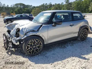 2025 MINI Hardtop Cooper S with VIN WMW23GD00S2W74060, listed as a Copart auction lot 52106175 with 410 mi miles and Salvage Title. Bid and sale history available at DreamBid. Image 1.