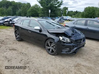 2017 Volvo V60 R-Design Platinum with VIN YV149MSS5H1369658, listed as a Copart auction lot 66592114 with 0 mi miles and Salvage Title. Bid and sale history available at carsss.com. Image 4.
