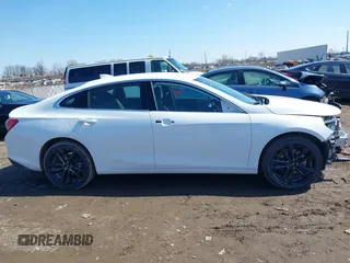 2025 Chevrolet Malibu LT with VIN 1G1ZD5ST6SF110561, listed as a IAAI auction lot 42018492 with 6,999 mi miles and . Bid and sale history available at DreamBid. Image 14.