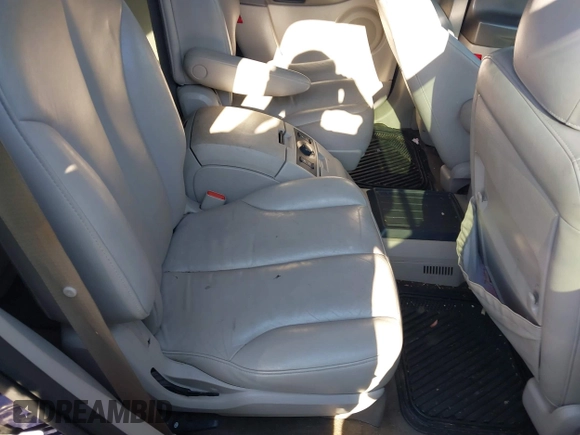 2005 Chrysler Pacifica Touring with VIN 2C8GF68445R262655, listed as a IAAI auction lot 41992654 with 196,381 mi miles and . Bid and sale history available at DreamBid. Image 8.