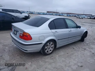 2001 BMW 3 Series 325i with VIN WBAAN37451ND46209, listed as a Copart auction lot 44571155 with 98,089 mi miles and Clean Title. Bid and sale history available at carsss.com. Image 3.
