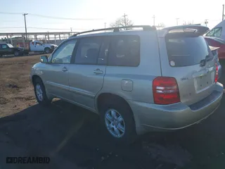 2003 Toyota Highlander with VIN JTEHF21A830097971, listed as a IAAI auction lot 41857302 with 205,519 mi miles. Bid and sale history available at carsss.com. Image 3.