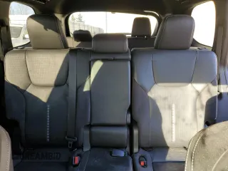 2024 Lexus TX 350 z VIN 5TDAAAB69RS009556, wystawiony jako Copart lot #49961665 z przebiegiem 21 330 mil mil oraz Tytuł czysty. Historia ofert i sprzedaży dostępna na DreamBid. Obrazek 10.
