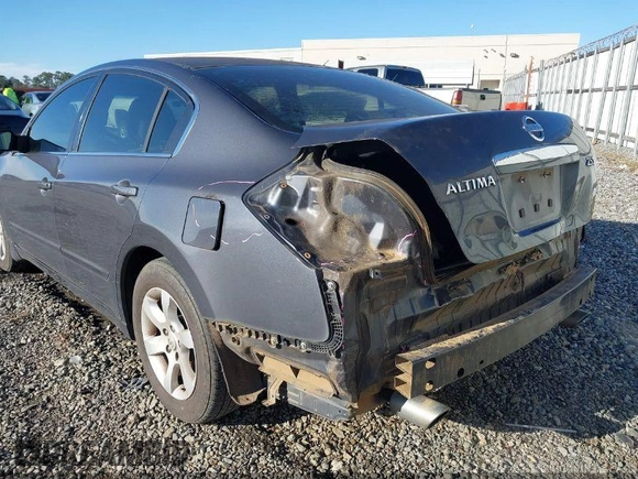 2009 Nissan Altima 2.5 with VIN 1N4AL21E99N538882, listed as a IAAI auction lot 42119130 with 154,146 mi miles. Bid and sale history available at carsss.com. Image 6.