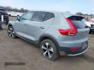 2024 Volvo XC40 Plus Bright Theme with VIN YV4L12UE4R2307794, listed as a IAAI auction lot 41694542 with 11,516 mi miles. Bid and sale history available at carsss.com. Image 3.