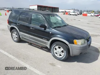2002 Ford Escape XLT Choice with VIN 1FMCU04132KA80630, listed as a IAAI auction lot 41846453 with 76,077 mi miles. Bid and sale history available at carsss.com. Image 1.
