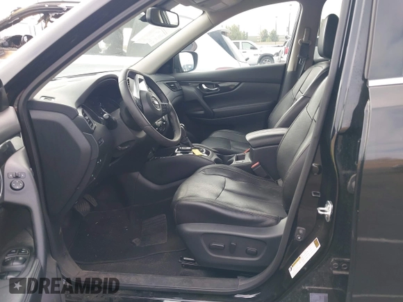 2019 Nissan Rogue SL with VIN 5N1AT2MT9KC749923, listed as a IAAI auction lot 41499939 with 39,193 mi miles and . Bid and sale history available at DreamBid. Image 5.