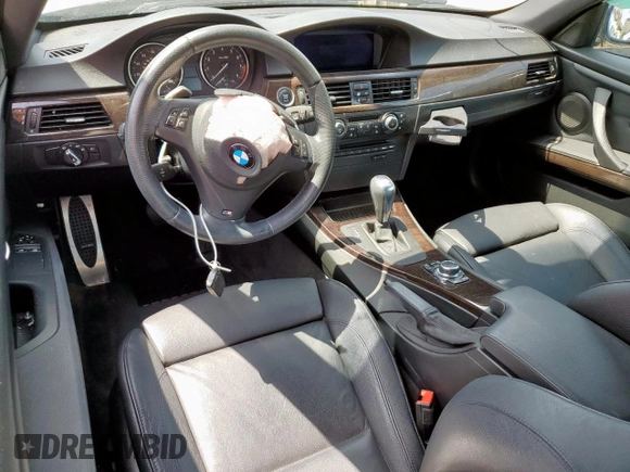 2011 BMW 3 Series 328i с VIN WBAKE5C50BE573630, выставлен на аукционе Copart как лот 59906525 с пробегом 54 717 миль миль и Списание • Salvage title. История ставок и продаж доступна на DreamBid. Изображение 8.