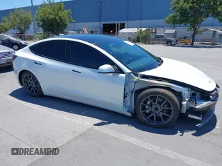2023 Tesla Model 3 с VIN 5YJ3E1EA4PF454754, выставлен на аукционе IAAI как лот 42665785 с пробегом 5 218 миль миль и . История ставок и продаж доступна на DreamBid. Изображение 1.