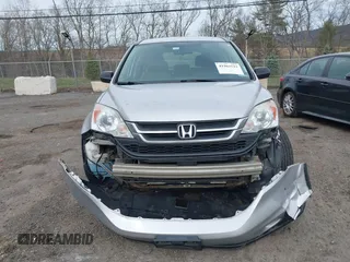2011 Honda CR-V LX with VIN 5J6RE4H31BL109111, listed as a IAAI auction lot 41963513 with 193,735 mi miles and . Bid and sale history available at carsss.com. Image 6.