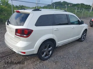 2016 Dodge Journey Crossroad with VIN 3C4PDCGGXGT118920, listed as a IAAI auction lot 42764449 with 102,937 mi miles and . Bid and sale history available at DreamBid. Image 4.