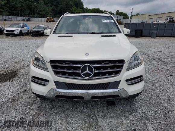 2012 Mercedes-Benz M 350 with VIN 4JGDA2EB8CA047467, listed as a Copart auction lot 60701685 with 189,075 mi miles and Salvage title. Bid and sale history available at DreamBid. Image 5.