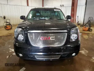 2011 GMC Yukon Denali with VIN 1GKS2EEF2BR106577, listed as a Copart auction lot 44937665 with 230,684 mi miles and Clean Title. Bid and sale history available at carsss.com. Image 5.
